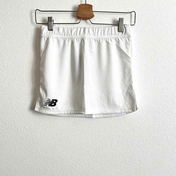 New Balance Dresses & Skirts - New Balance White Jersey Athletic Skirt Size M